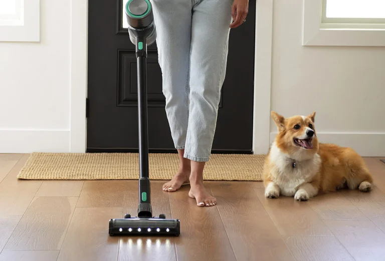 8 Best Cordless Vacuums With Long Runtime in 2025