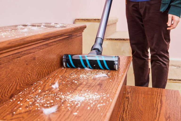 8 Best Cordless Vacuums for Stairs in 2025