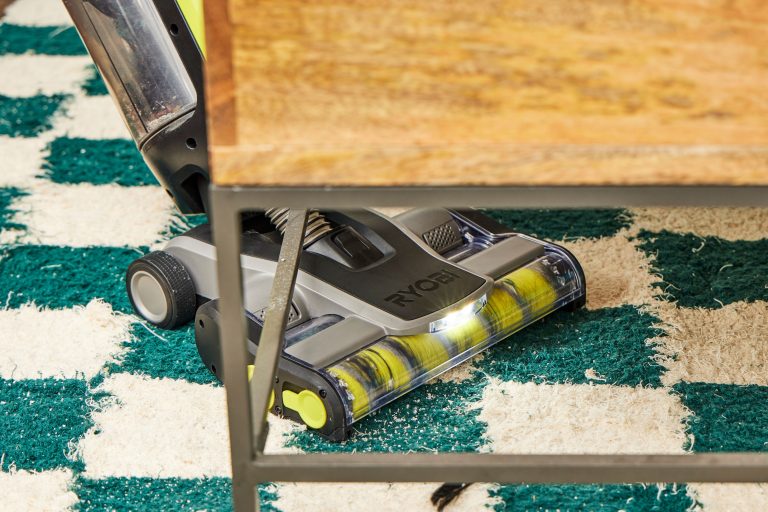 8 Best Cordless Vacuums for Thick Carpets in 2025