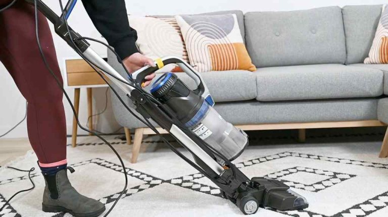 8 Best Upright Vacuums for Carpets in 2025