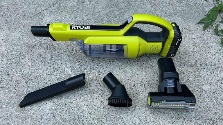 8 Best Vacuums for Car Pet Hair in 2025