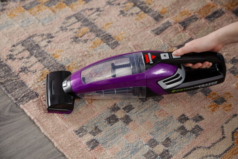 8 Best Vacuums for Pet Hair under 100 in 2025